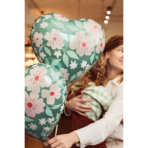 Ballon en Mylar Coeur avec Fleurs : Décoration colorée et festive
